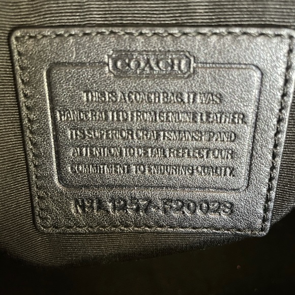 Authentic Coach Handbag,No wallet.I purchased and never used the purse. - Picture 5 of 5